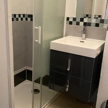 Apartament Le Suffren, Classe Ventile ,wifi, A 100 M De La