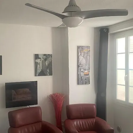 Apartament Le Suffren, Classe Ventile ,wifi, A 100 M De La *