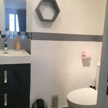 Apartament Le Suffren, Classe Ventile ,wifi, A 100 M De La *