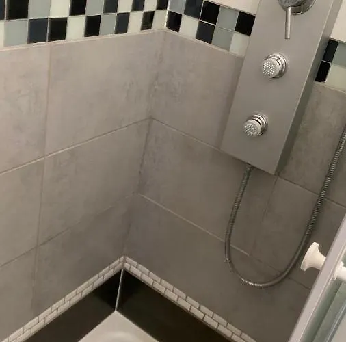 Le Suffren, Classe Ventile ,wifi, A 100 M De La