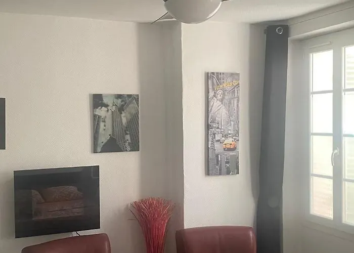 Apartament Le Suffren, Classe Ventile ,wifi, A 100 M De La *