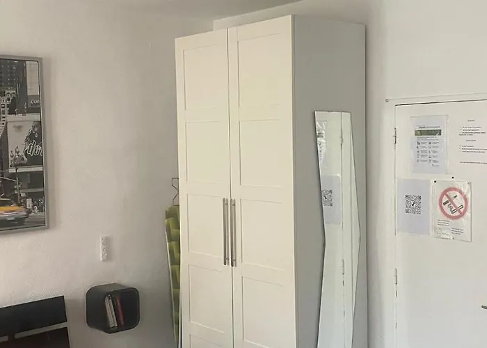 Le Suffren, Classe Ventile ,wifi, A 100 M De La Apartament Tulon