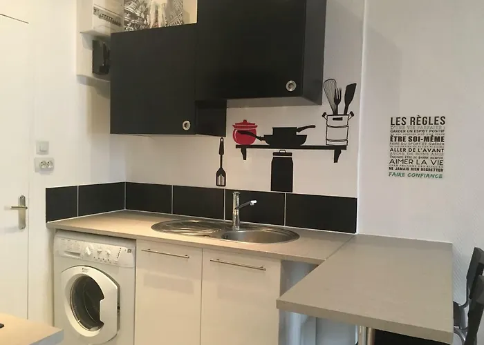 Le Suffren, Classe Ventile ,wifi, A 100 M De La Apartament *