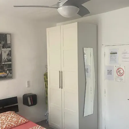 Le Suffren, Classé Ventilé ,wifi, à 100 M De La Appartement Toulon