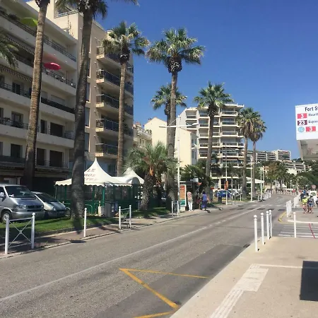 Le Suffren, Classe Ventile ,wifi, A 100 M De La *