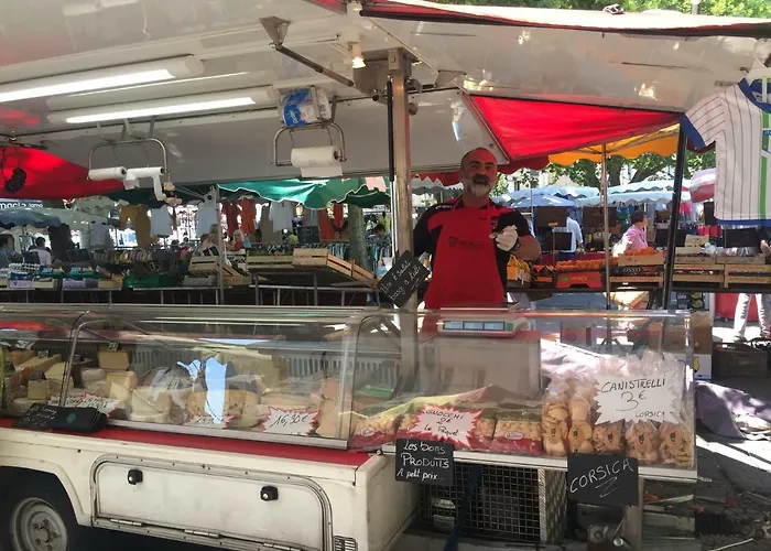 Daire Le Suffren, Classe Ventile ,wifi, A 100 M De La *